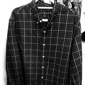 Long sleeves button down